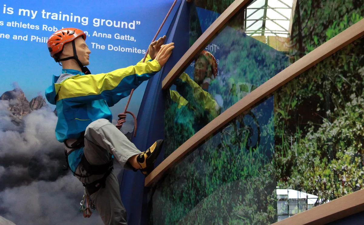 Berghaus · 3