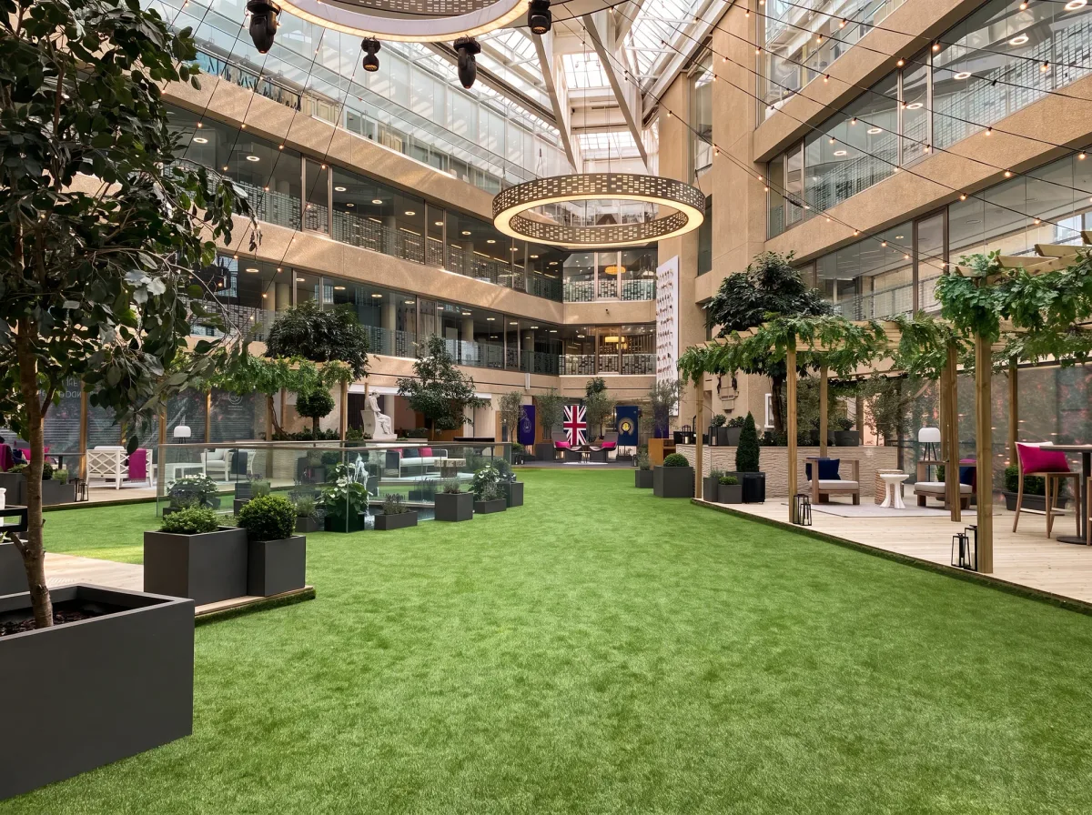 Coutts · 2